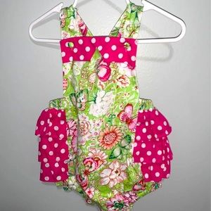 Baby girls outfit size 6-12 months